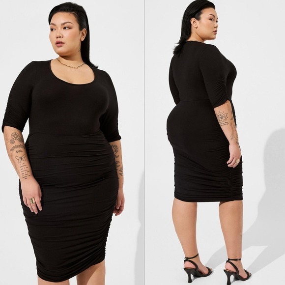 torrid Dresses & Skirts - Torrid Dress Women 1 Black NWT Super Soft Ruched Knit Scoop Neck Midi Bodycon